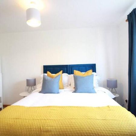 Cheerful Two-Bedroom Residential Home Оксфорд Экстерьер фото